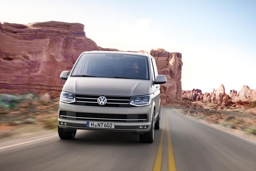  Volkswagen Multivan 2015 года  (фото 20 из 20)